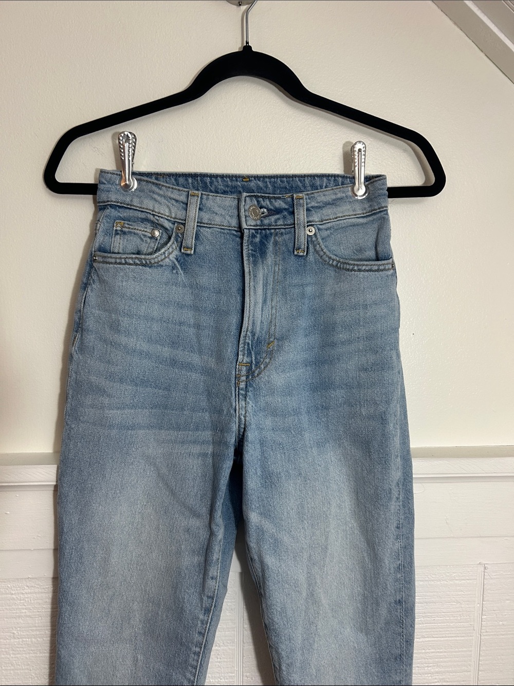 H&M Light Wash &Denim Vintage Mom Jeans size 0, high waist ankle length - Picture 2 of 8